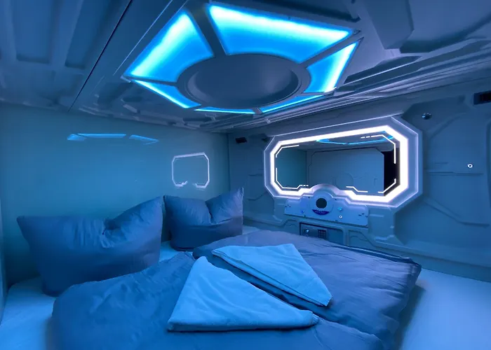 Space Night Capsule Berlijn