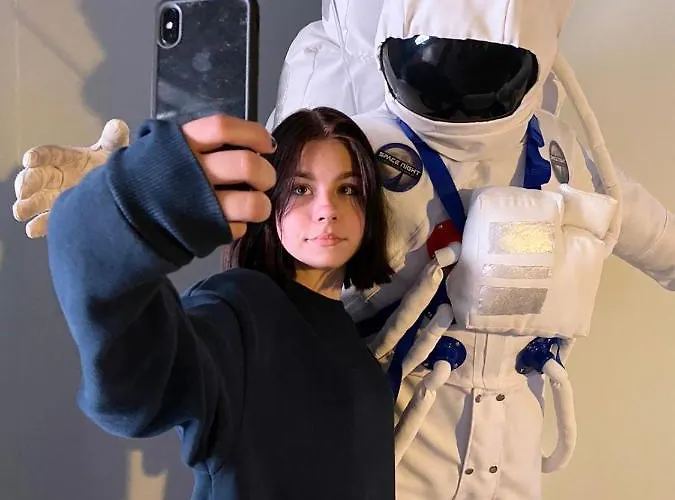 Space Night Capsule Hostel