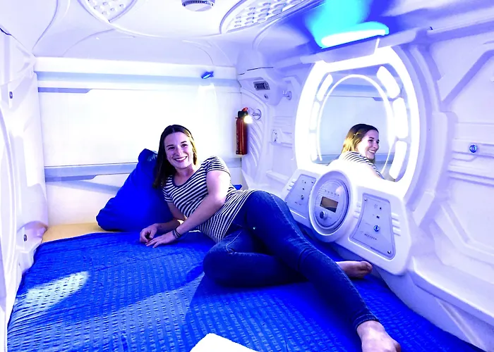 Space Night Capsule Hostel