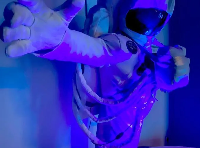 Space Night Capsule 호스텔 *