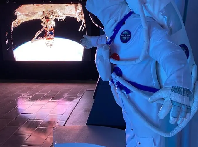 Space Night Capsule * 베를린